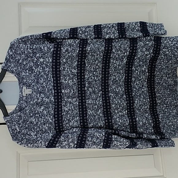 L.L. Bean Navy and White Cotton Crew Neck Sweater Plus Size 1X - Picture 2 of 9
